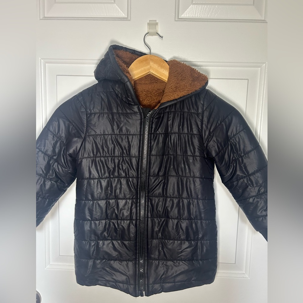 SHEIN Kids Black Puffer Jacket with Warm Brown Interior